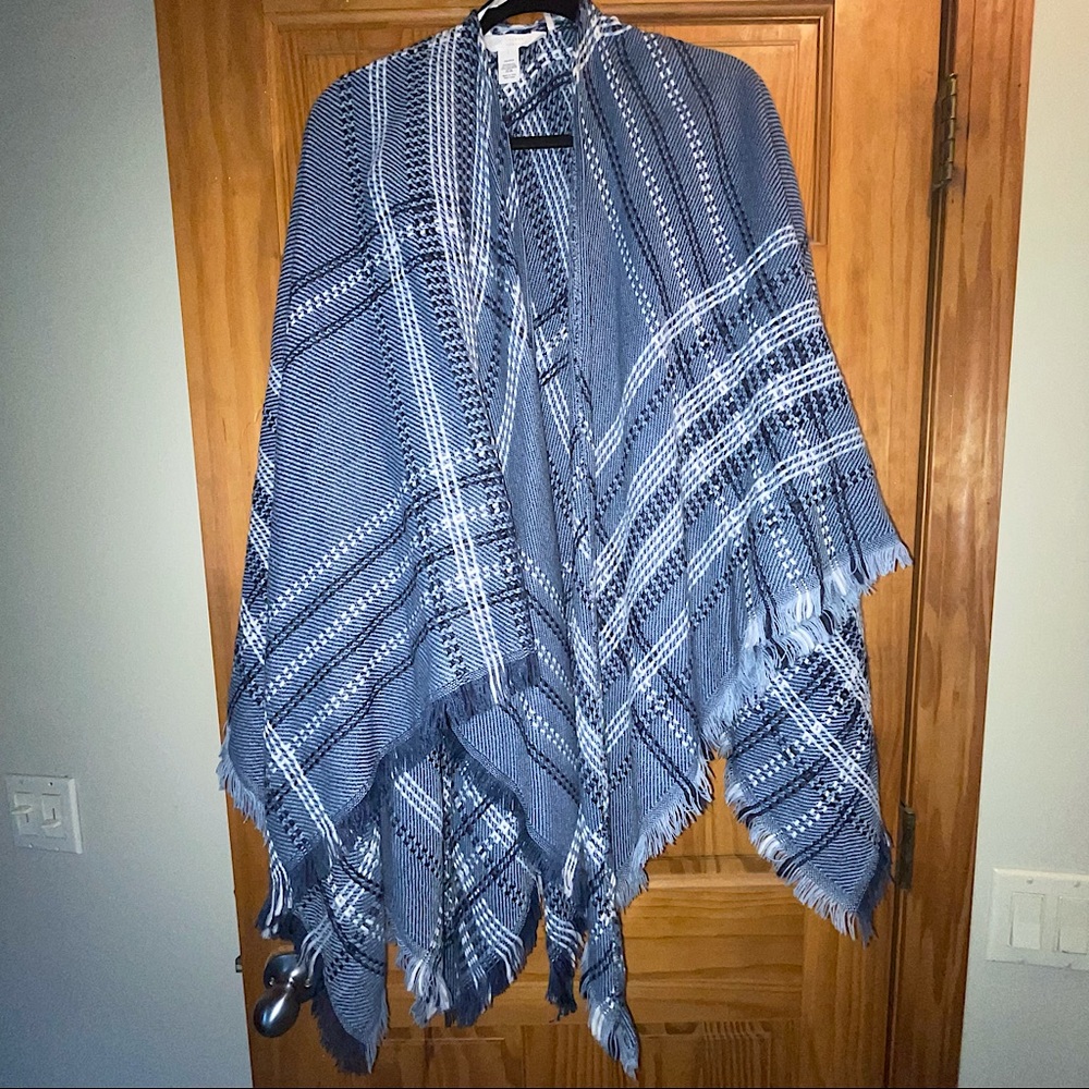 Lauren Conrad One Size Shawl